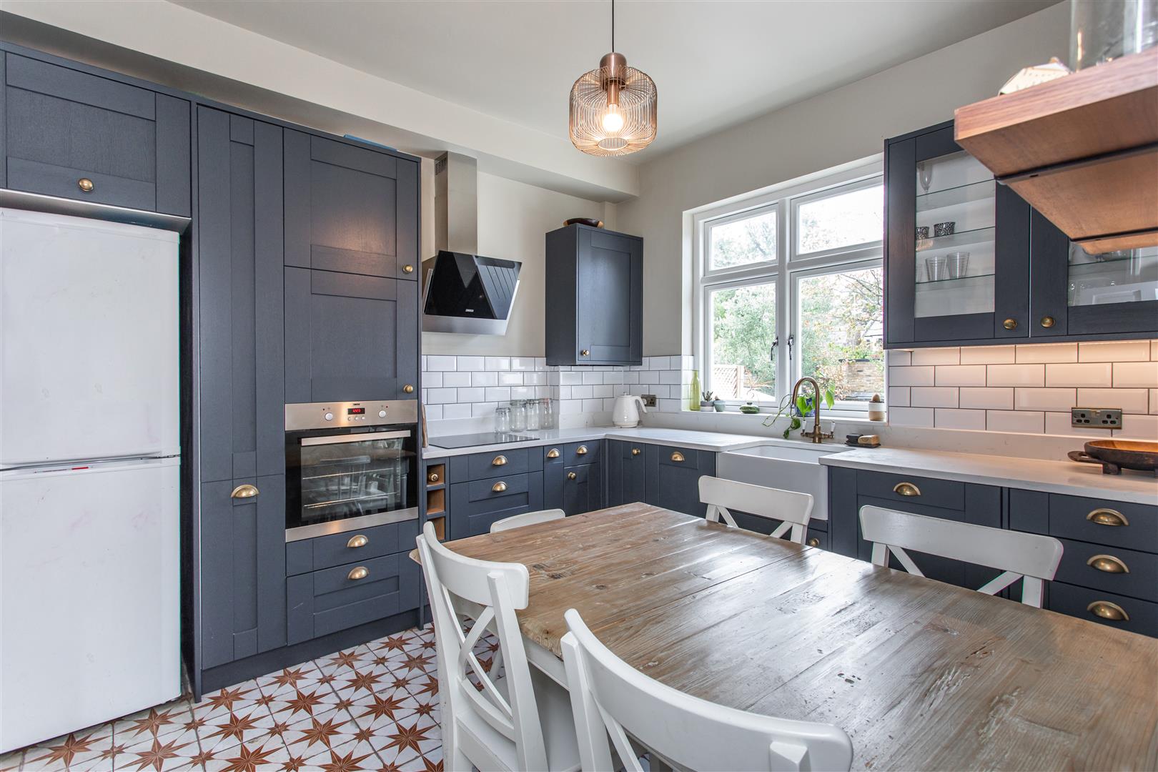 3 bed property in Coborn Road, Mile End